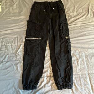 Boohoo Men's Black and Silver Trousers